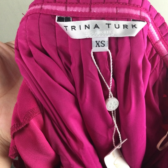 NWT Trina Turk Exceptional Off Shoulder Pintuck Pleated Pink Fuchsia Shift Dress - Picture 10 of 13